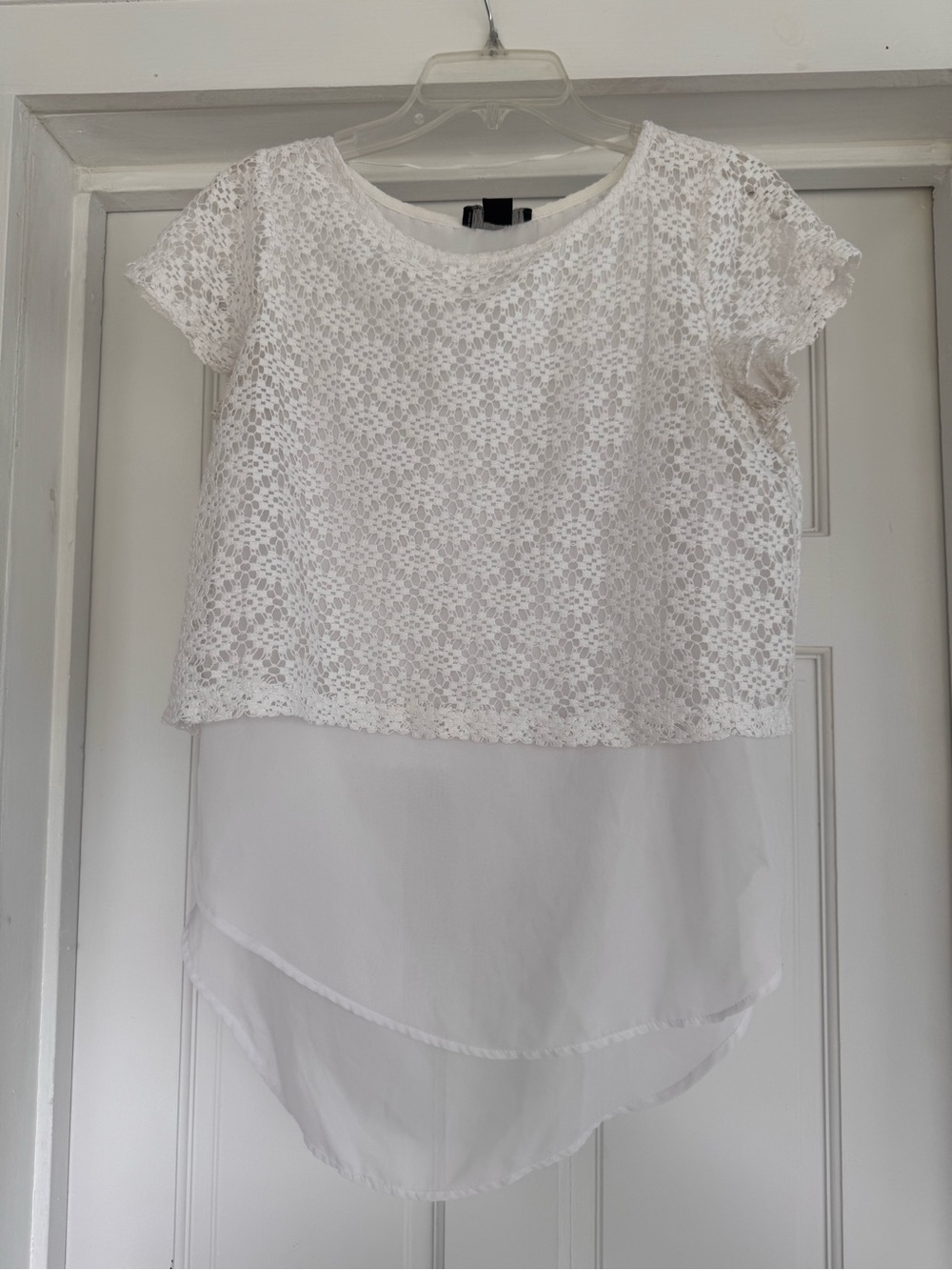 attention White Lace Overlay High-Low Tunic